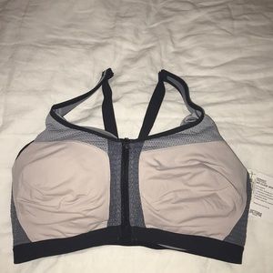 Victoria’s Secret sport bra
